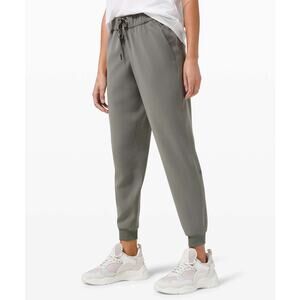 Lululemon On the Fly Jogger Pant Grey Sage Size 10